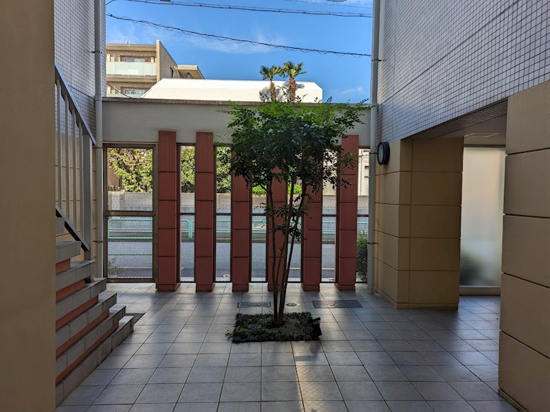 ブランシュール平和台 エントランス