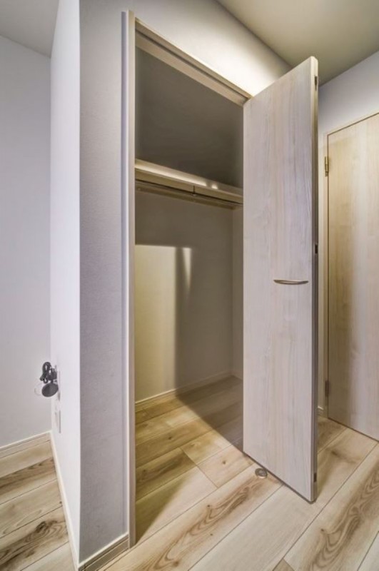 ＣＲＡＳＴＩＮＥ西堀８丁目Ｃ 収納