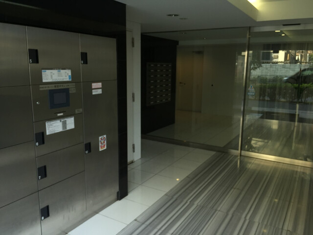 スパシエアルカーノ府中10階 エントランス