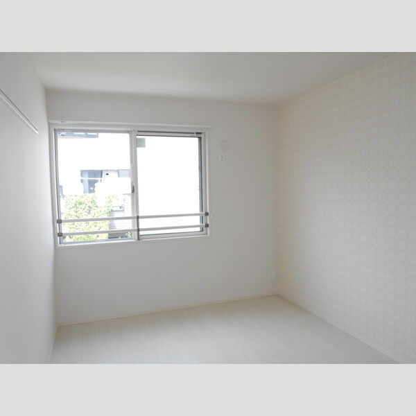 ルビ・エール201号室 洋室