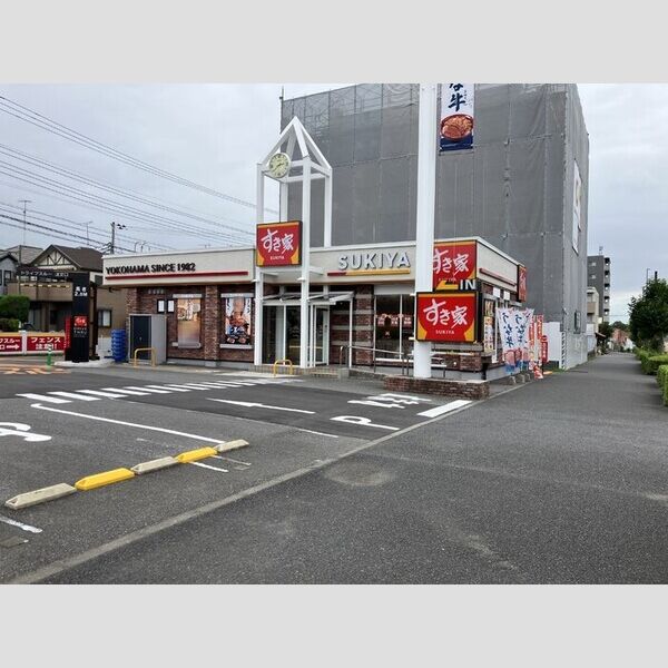Chloris すき家船橋日大前店
