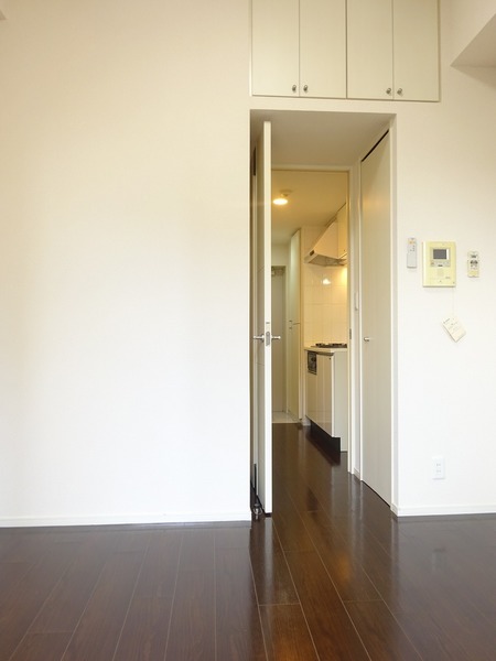 ヴェルステージ川崎605号室 リビング