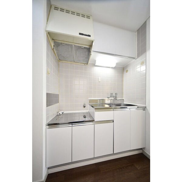 レオパレスブランカ0102号室 キッチン