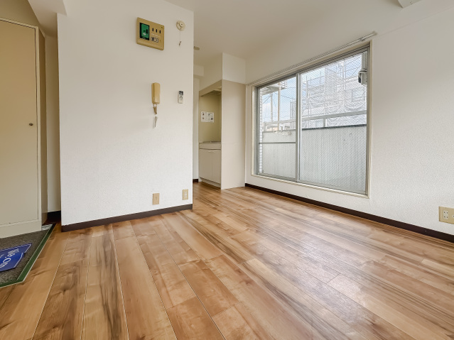 スカイコート立川2 内観