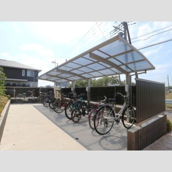 コンフォールコート 駐輪場