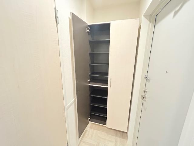 charme・toit（シャルム・トワ）305号室 下駄箱