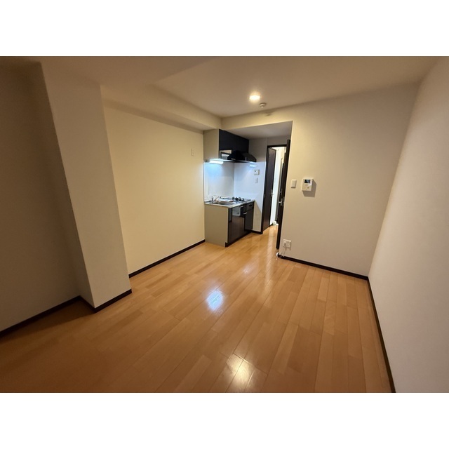 ヴィクトリアンコート千葉401号室 同建物別部屋の参考画像