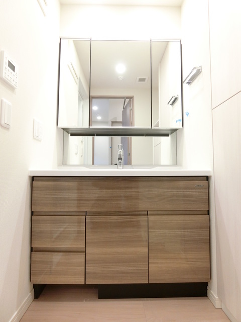 ガーラ・プレシャス三軒茶屋2階 脱衣スペースもあります