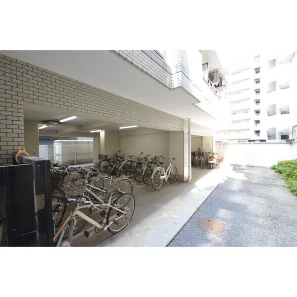 J-フラッツ錦糸町 駐車場