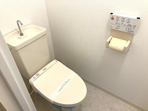 レジデンス船橋 トイレ　※同タイプ別部屋２０２５年６月撮影