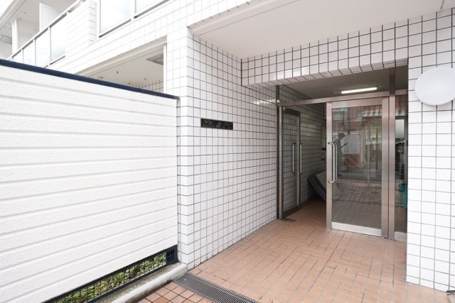 ハイ・シティ三軒茶屋第２506号室 エントランス