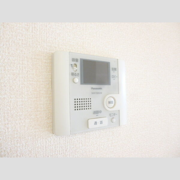 エクセル梨香103号室 テレビインターホン