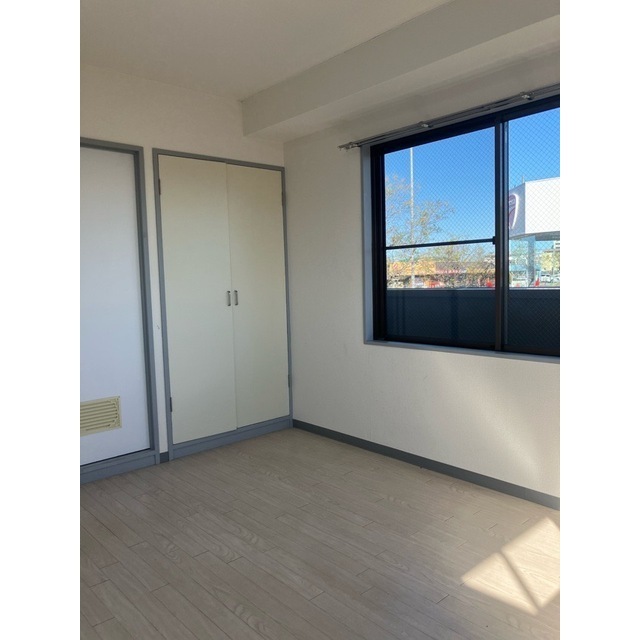 タチバナビル206号室 居室6帖