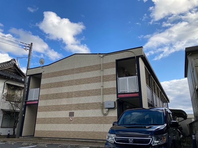 レオパレスアース２１の外観画像