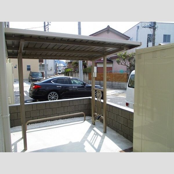 グレイズシア 駐輪場