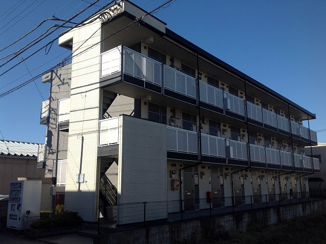 レオパレスエクセラン 外観