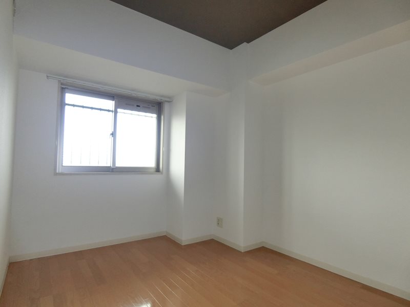 “クオリオ”アイリスパーク5階 内観