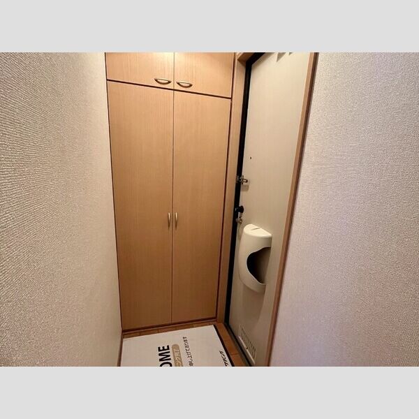 エトワール103号室 玄関