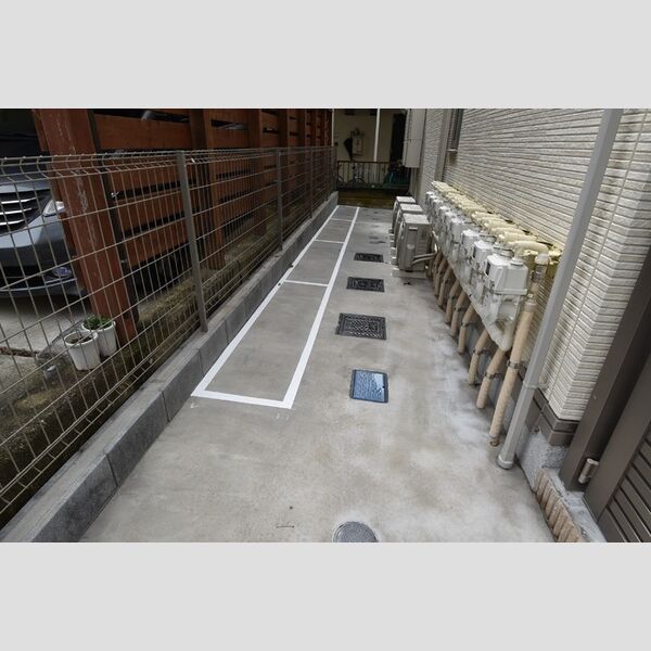 アリビオ南大沢302号室 駐輪場