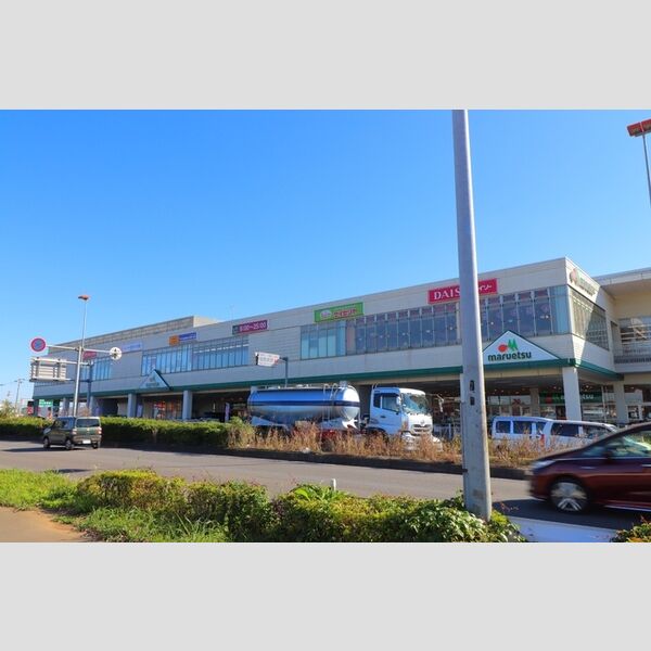 Eclat西大宮/Embellir西大宮　Embellir西大宮203号室 マルエツ　西大宮駅前店
