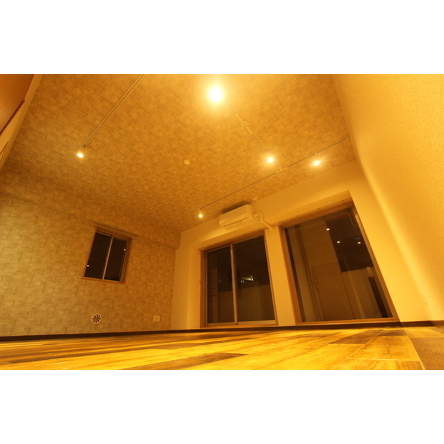 ＦＲＥＡ　Ｍ　桜台101号室 リビング