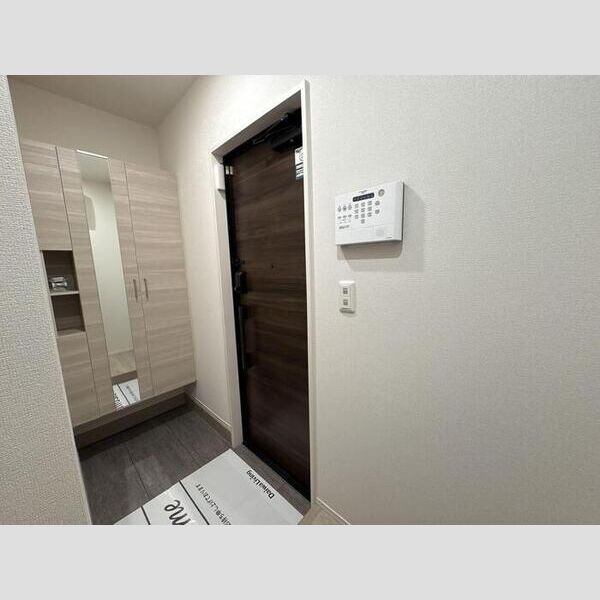 セレスティア扇Ⅴ103号室 玄関