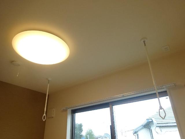 ＪｕｈａｍｏａⅠ　-ジュハモア- 照明・室内物干し（洋室）