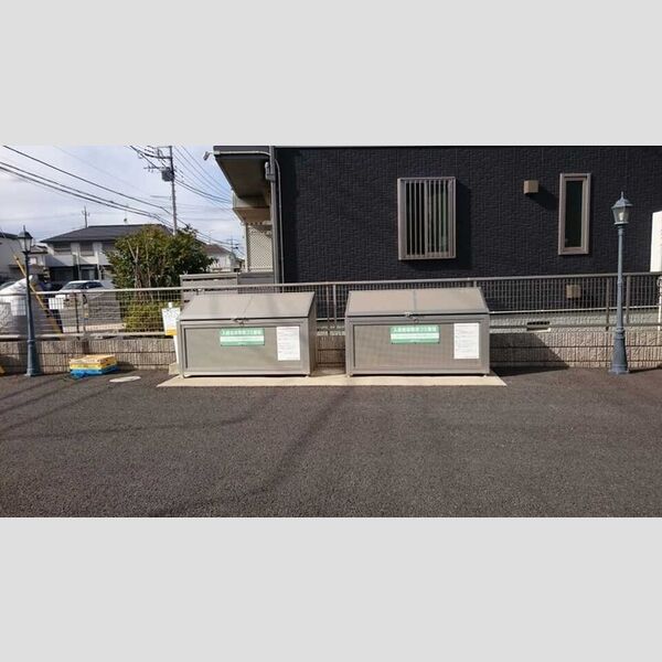 ヴィラ・アムールⅡ ゴミ置き場