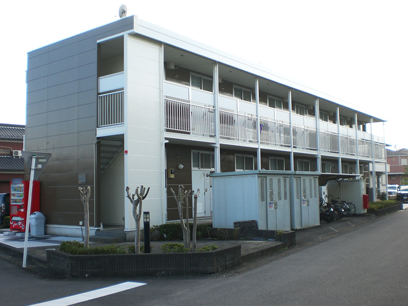 レオパレスアラモードⅢの外観画像