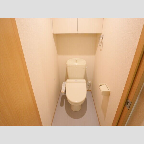 ヴィラ曻美202号室 トイレ