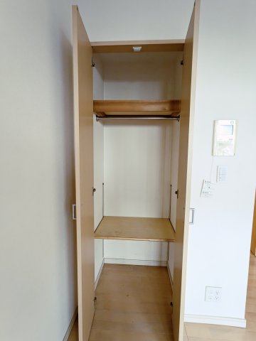 ガーデン代々木八幡107号室 収納