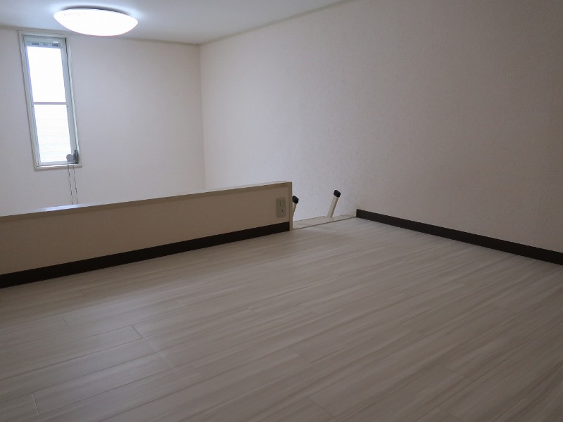 アップルハウス梶ヶ谷2階 寝室