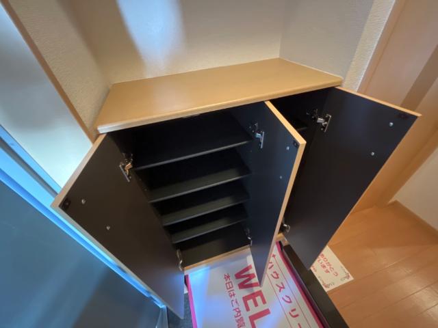 フローラル穂花 下駄箱（イメージ）