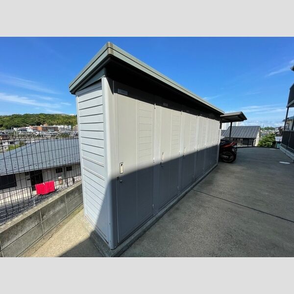 サニーコート 物置があります