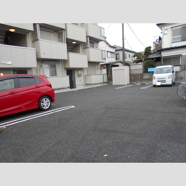 アンクレージュ 駐車場