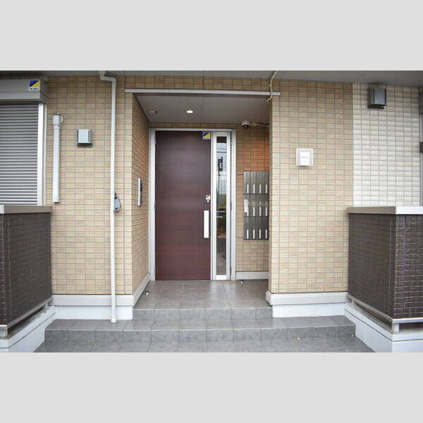 フローラ306号室 エントランス