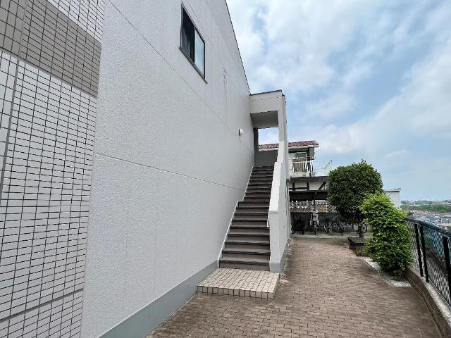 彩都ー花ノ岡 外観写真（昼）