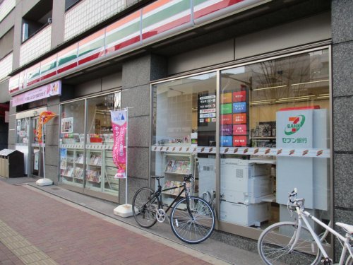 アクシルコート東中野 【コンビニエンスストア】セブンイレブン 東中野3丁目店まで404ｍ