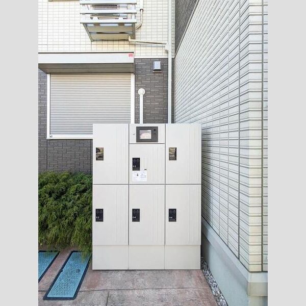 ロイジェントパークス レイクタウン Ⅲ　A 宅配ボックス