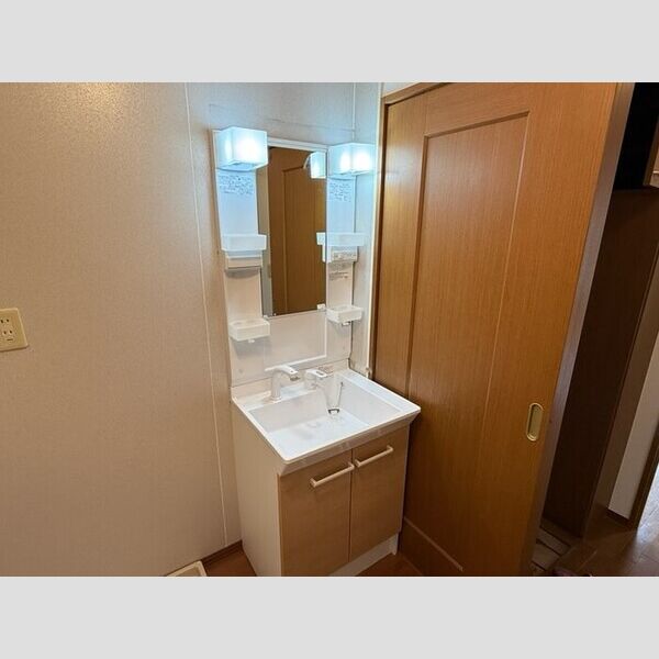 メゾン・ブルーノ 洗髪洗面化粧台