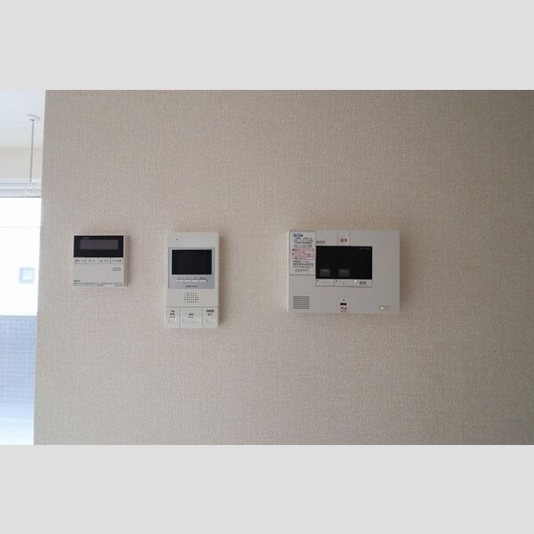 ANNEX〔アネックス〕206号室 セコムのセキュリティシステム&モニター付インターホン