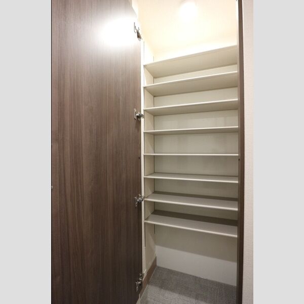 コンフォルト シューズクローク