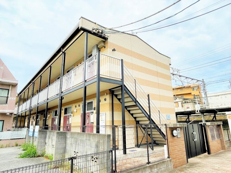 レオパレスプレミール稲毛の外観画像