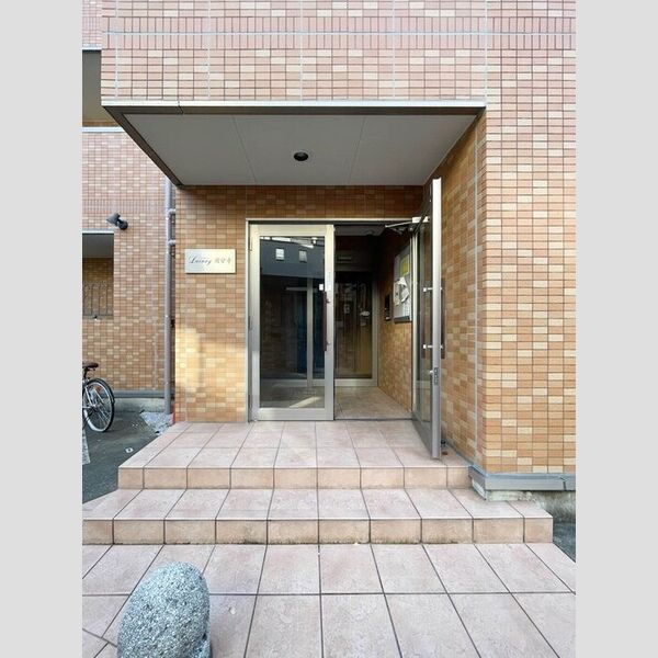 ラクサリー国分寺203号室 エントランス
