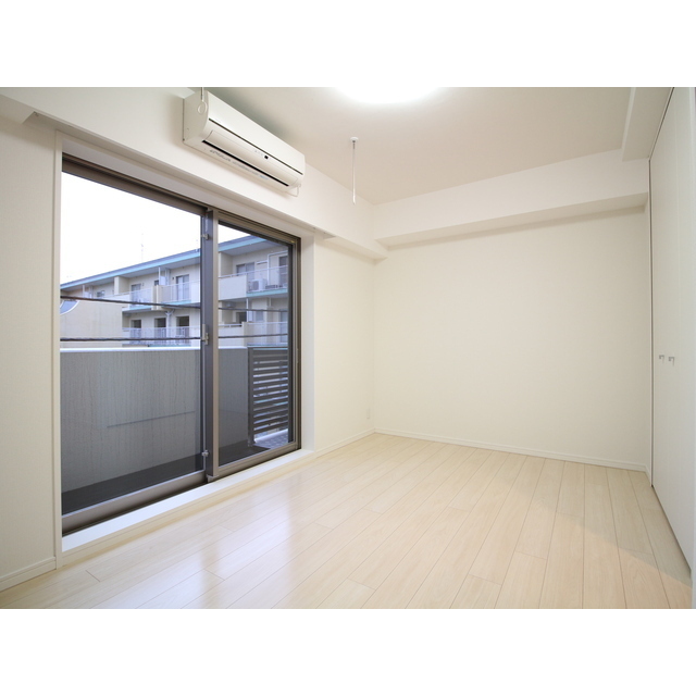 プレール・ドゥーク新中野Ⅱ リビング