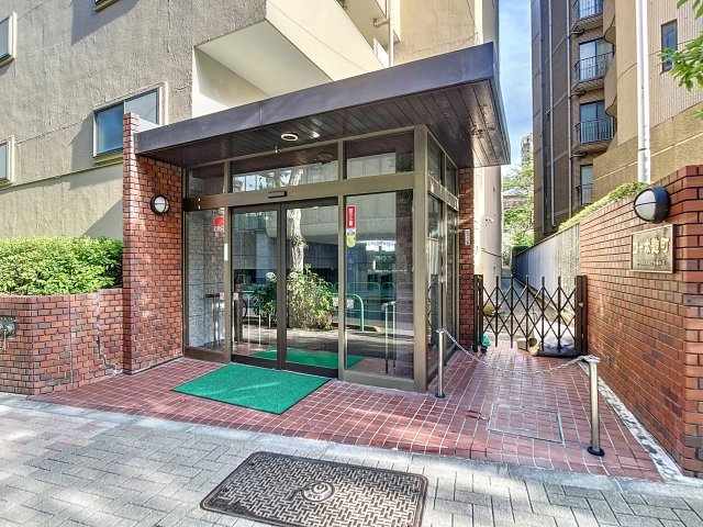 コーポ麹町 エントランス