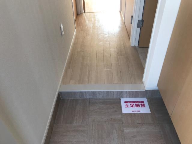 Ｇｌｏｒｉａ　Ｈｉｌｌｓ（グローリア　ヒルズ） 廊下