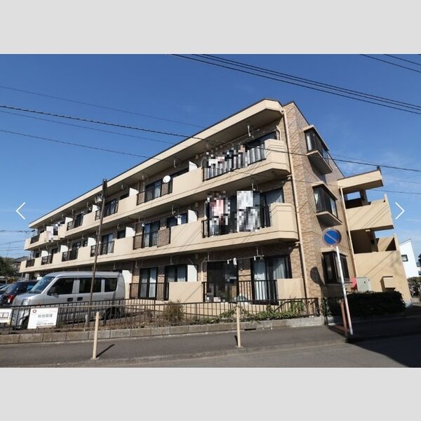 クレッセ305号室 建物外観