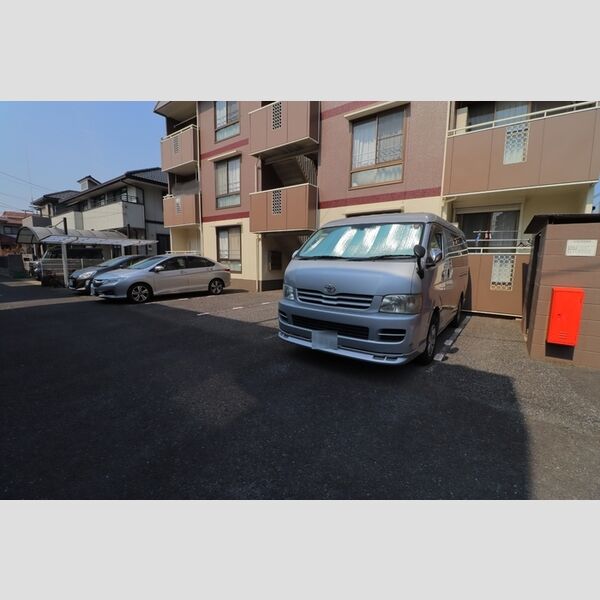 グリーンフラワー大成 駐車場