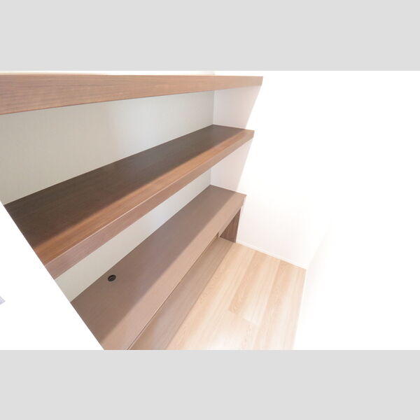 ルベルコート(RUBER COURT)102号室 ワークデスク